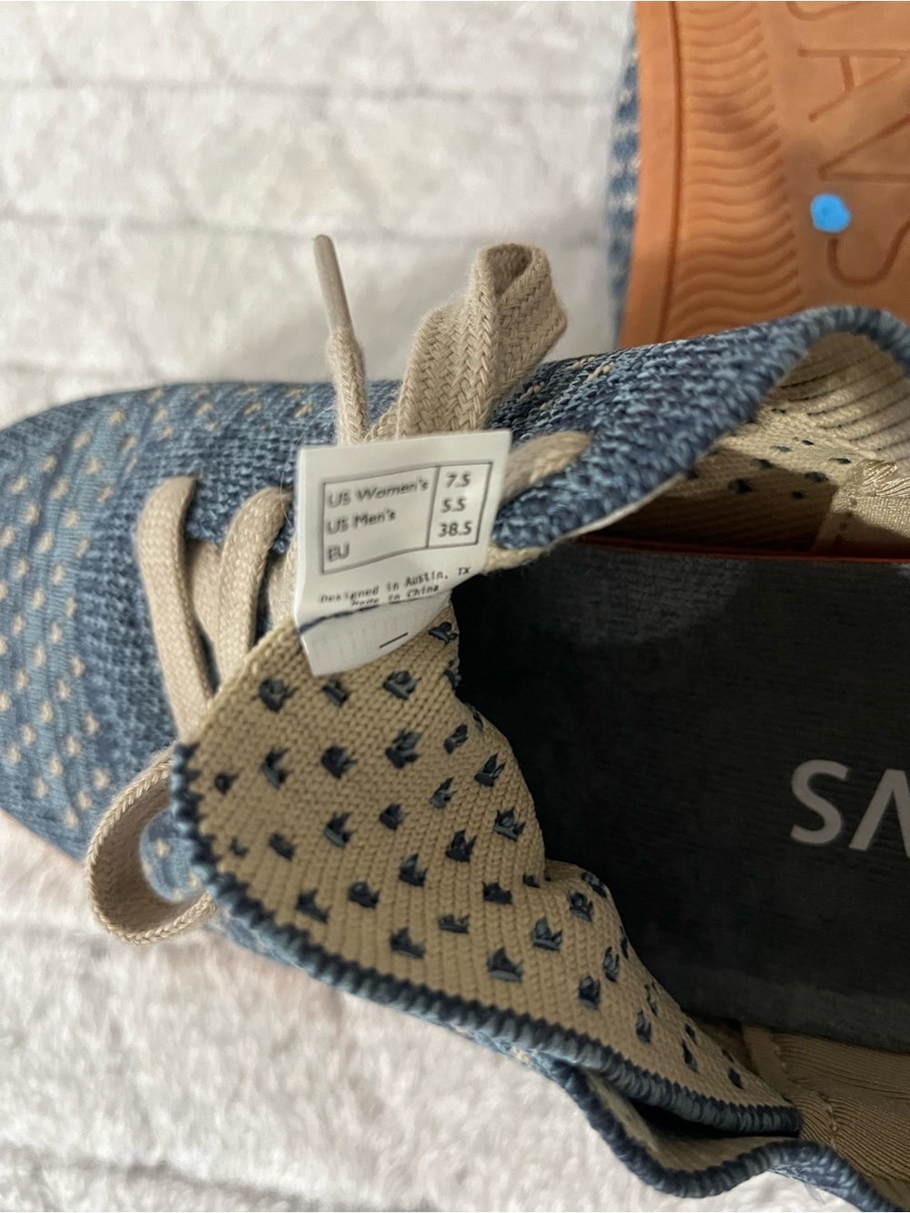 Suavs Knit Casual Shoe in Denim Blue and Tan Sz 7.5 Women - Picture 9 of 9